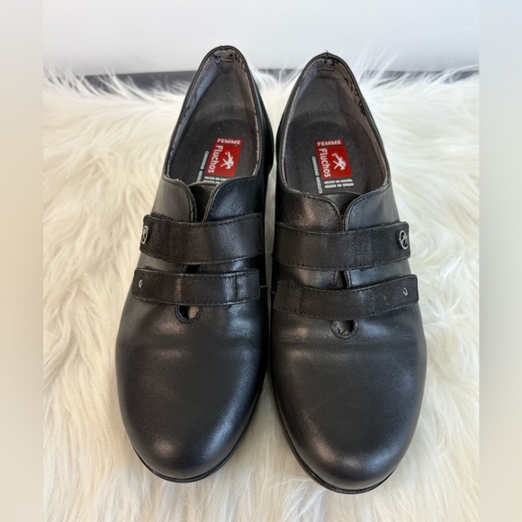 Elegant Black Leather Loafers - Picture 1 of 11